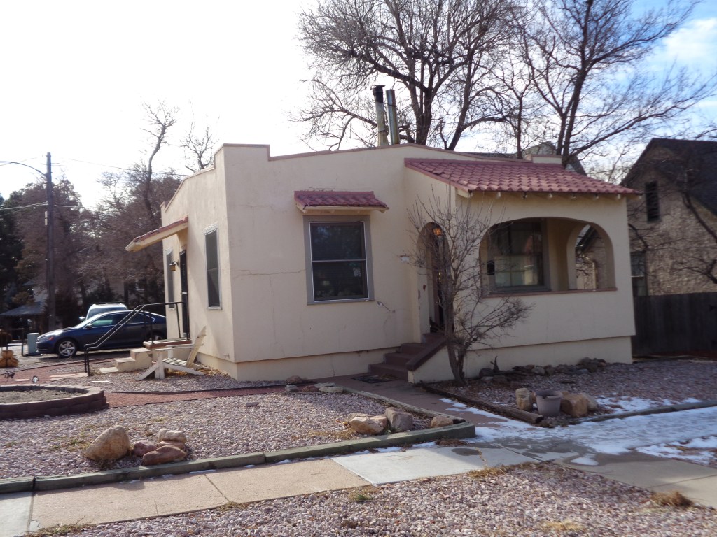Photograph of the Gray House located at 19 W Willamette in Colorado Springs