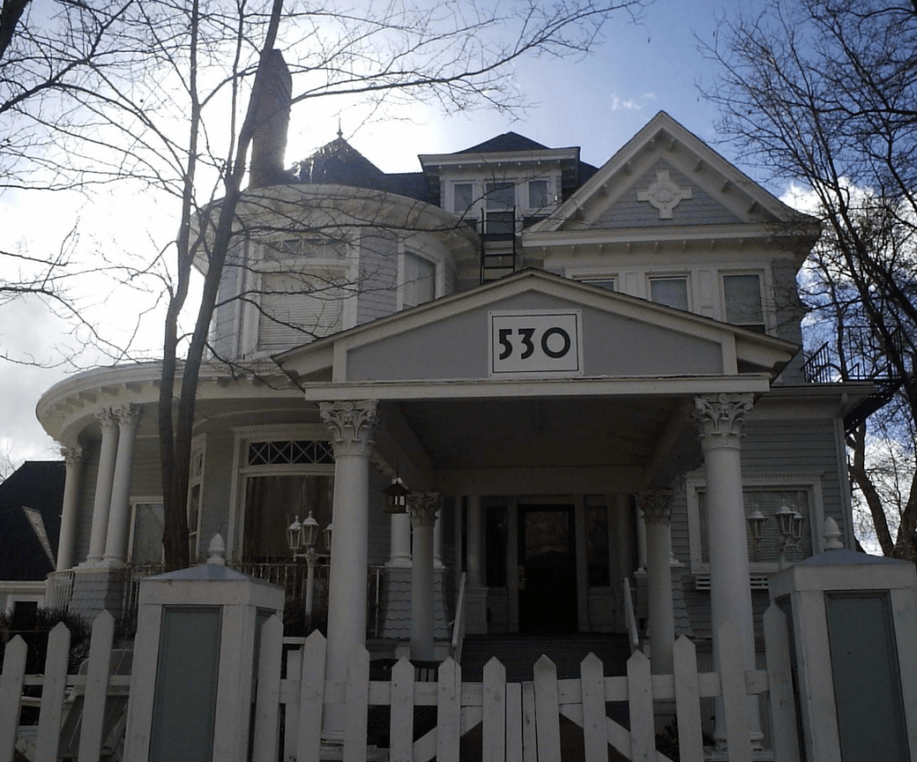 Photograph of the Giddings-Stark Residence at 530 North Nevada Avenue in Colorado Springs